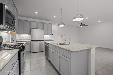 Kitchen - 1126 E Cairn St, Tucson, AZ 85719 photo 3 of 3