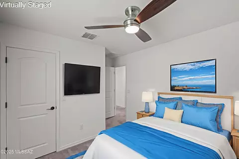 Bedroom - 1126 E Cairn St, Tucson, AZ 85719 photo 3 of 6