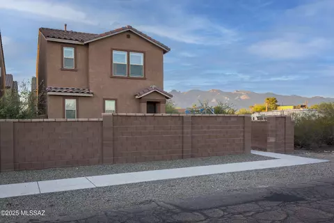 Other - 1126 E Cairn St, Tucson, AZ 85719 photo 2 of 15
