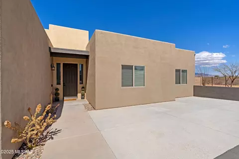Exterior - 3337 E Wet Sand Pl, Vail, AZ 85641 photo 4 of 10