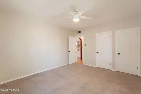 Bedroom - 915 E Hampton St, Tucson, AZ 85719 photo 3 of 6