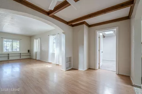 Living - 915 E Hampton St, Tucson, AZ 85719 photo 5 of 5
