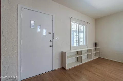 Entry Way - 915 E Hampton St, Tucson, AZ 85719 photo 1 of 1