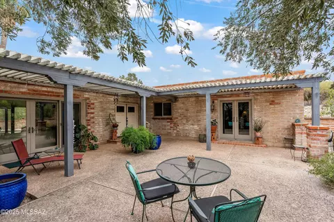5920 N Campbell Ave, Tucson, AZ 85718