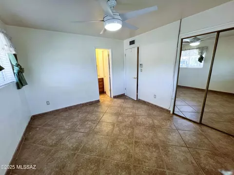6071 E 27th St, Tucson, AZ 85711 photo 25