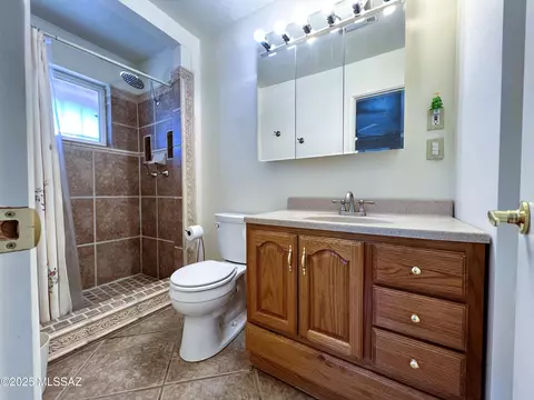 6071 E 27th St, Tucson, AZ 85711 photo 26