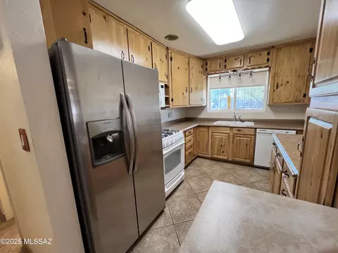 6071 E 27th St, Tucson, AZ 85711 photo 10