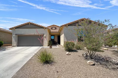 5920 W Yuma Mine Cir, Tucson, AZ 85743