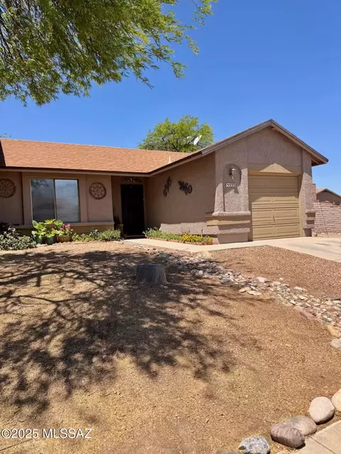 5332 S Carriage Hills Dr, Tucson, AZ 85746