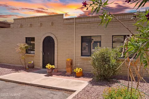 2819 W Jennie Ln, Tucson, AZ 85713