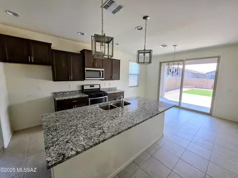 12709 N Gibbs Ave, Marana, AZ 85653