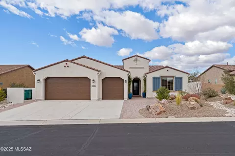 31566 S Misty Basin Rd, Oracle, AZ 85623