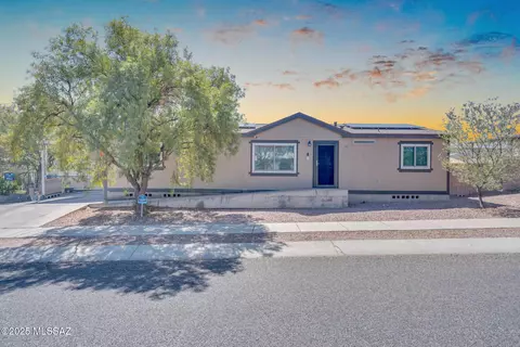 2962 E Acacia Club Ln, Tucson, AZ 85706