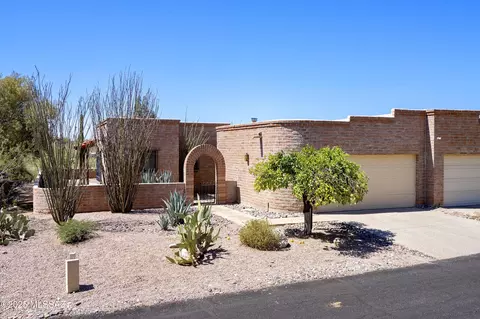 5790 E Chiricahua Trl, Tucson, AZ 85750