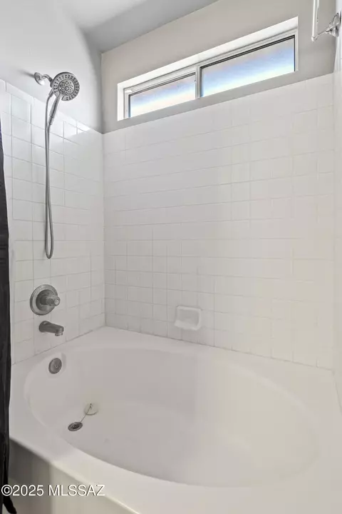 Bath - 8807 S Desert Rainbow Dr, Tucson, AZ 85747 photo 2 of 3