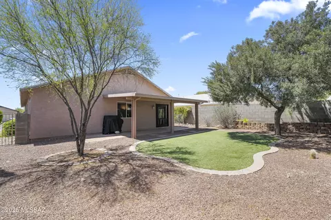 Exterior - 8807 S Desert Rainbow Dr, Tucson, AZ 85747 photo 6 of 7