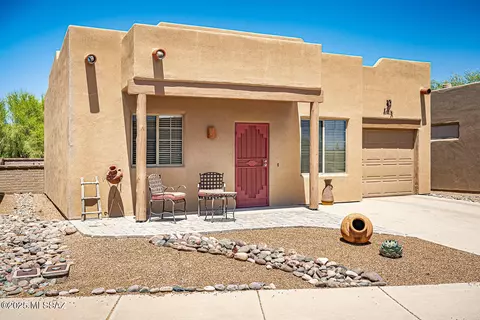 1012 W Via Del Placio, Green Valley, AZ 85614