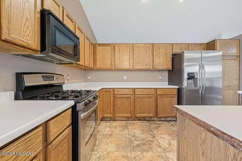 7925 S Danforth Ave, Tucson, AZ 85747 photo 4