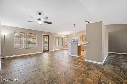 7925 S Danforth Ave, Tucson, AZ 85747 photo 8