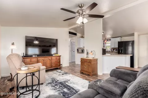 10003 W Horse Mesa Trail Trl, Tucson, AZ 85743