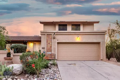 5738 N Via Umbrosa, Tucson, AZ 85750