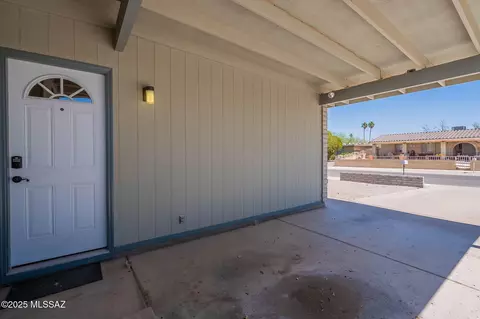 2226 E Jasmine Dr, Tucson, AZ 85706 photo 5