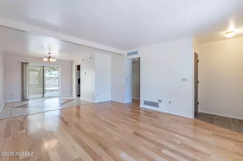 2226 E Jasmine Dr, Tucson, AZ 85706 photo 8