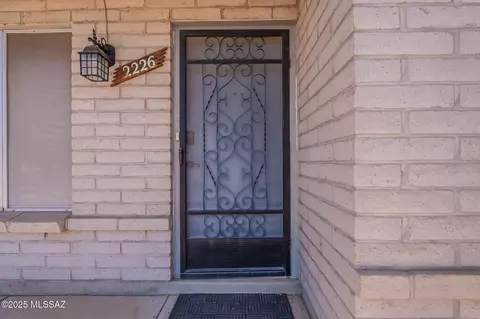 2226 E Jasmine Dr, Tucson, AZ 85706 photo 6