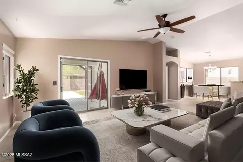 Living - 4099 E Shadow Branch Dr, Tucson, AZ 85756 photo 1 of 5