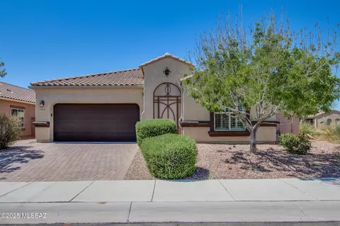 9016 W Birchover Dr, Marana, AZ 85653