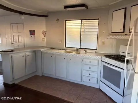 3176 W Robin Rd, Benson, AZ 85602 photo 9