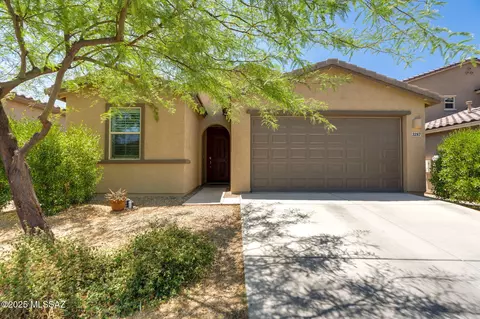 3287 W Sunlit Peak Dr, Tucson, AZ 85742