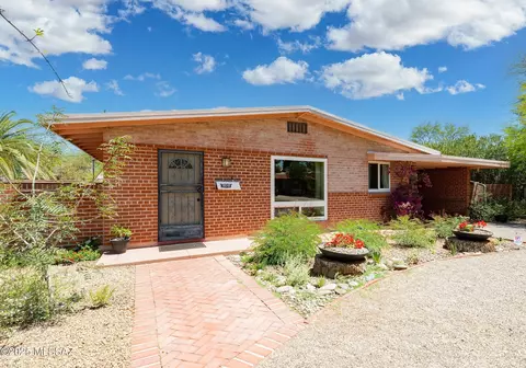3225 Elida St, Tucson, AZ 85716