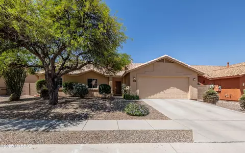 9664 E Paseo San Rosendo, Tucson, AZ 85747