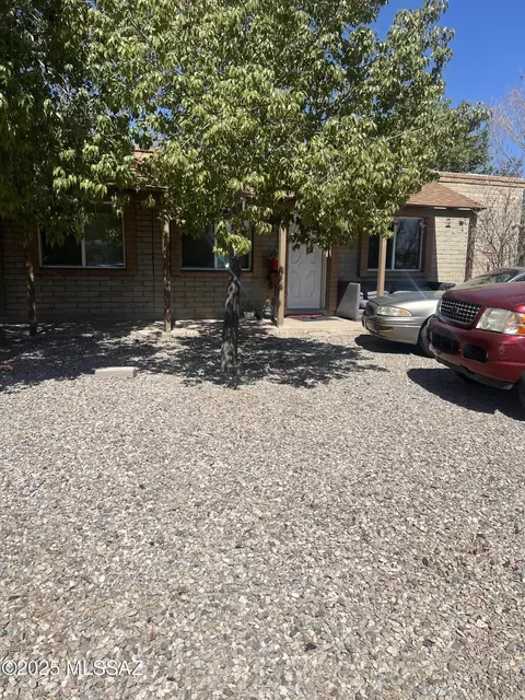 321-323 E Olive St, Tucson, AZ 85706