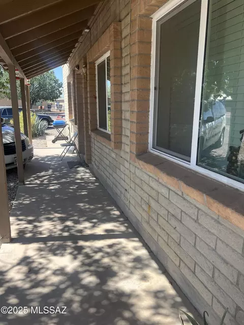 321-323 E Olive St, Tucson, AZ 85706 photo 3