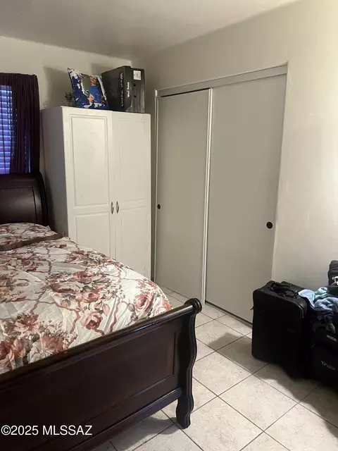 321-323 E Olive St, Tucson, AZ 85706 photo 6