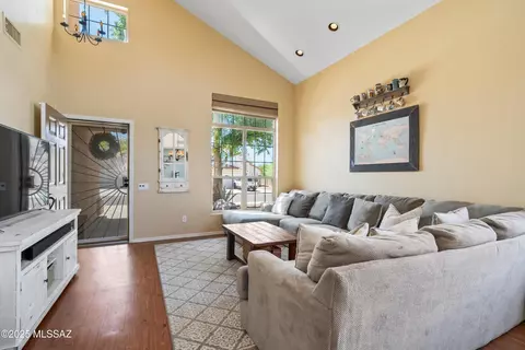 Living - 9880 E Cisco Ct, Tucson, AZ 85748 photo 1 of 7