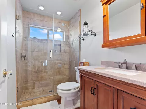 Bath - 9880 E Cisco Ct, Tucson, AZ 85748 photo 3 of 4
