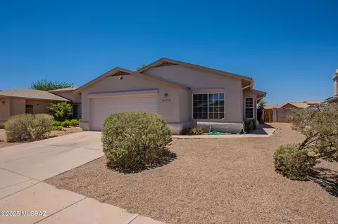 4640 S Gatwick Dr, Tucson, AZ 85730