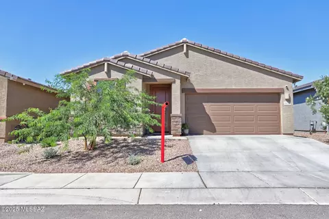 10392 W Robertson St, Marana, AZ 85653