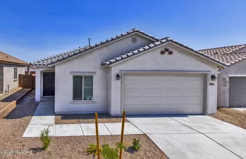 846 W Calle El Teclado, Sahuarita, AZ 85629