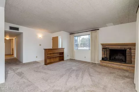 5301 E 4th St, Tucson, AZ 85711 photo 4