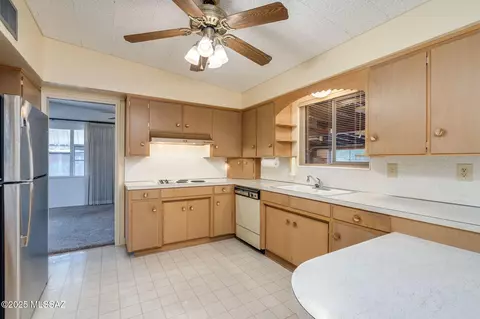 5301 E 4th St, Tucson, AZ 85711 photo 6