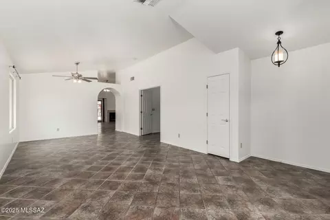 7620 S Sugarberry Dr, Tucson, AZ 85747 photo 6