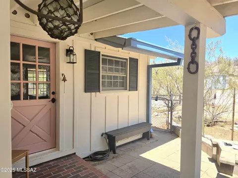 9600 S Tewa Trl, Vail, AZ 85641