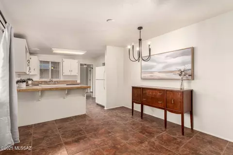 Dining - 7267 Eastview Dr, Tucson, AZ 85710 photo 1 of 1