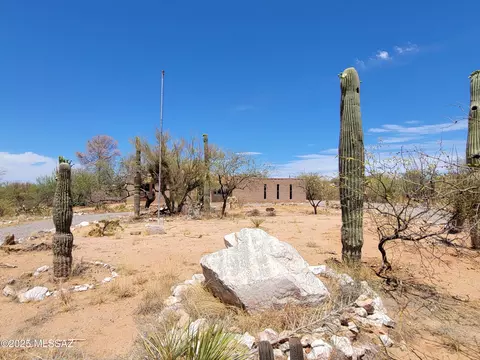 15980 W Killarney Ave, Tucson, AZ 85736