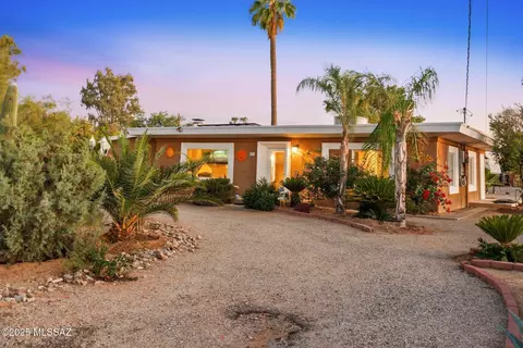 Exterior - 5818 E 19th St, Tucson, AZ 85711 photo 2 of 8