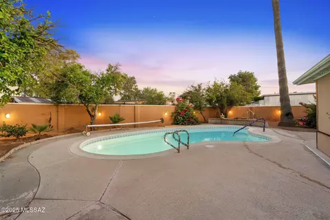 Exterior - 5818 E 19th St, Tucson, AZ 85711 photo 4 of 8